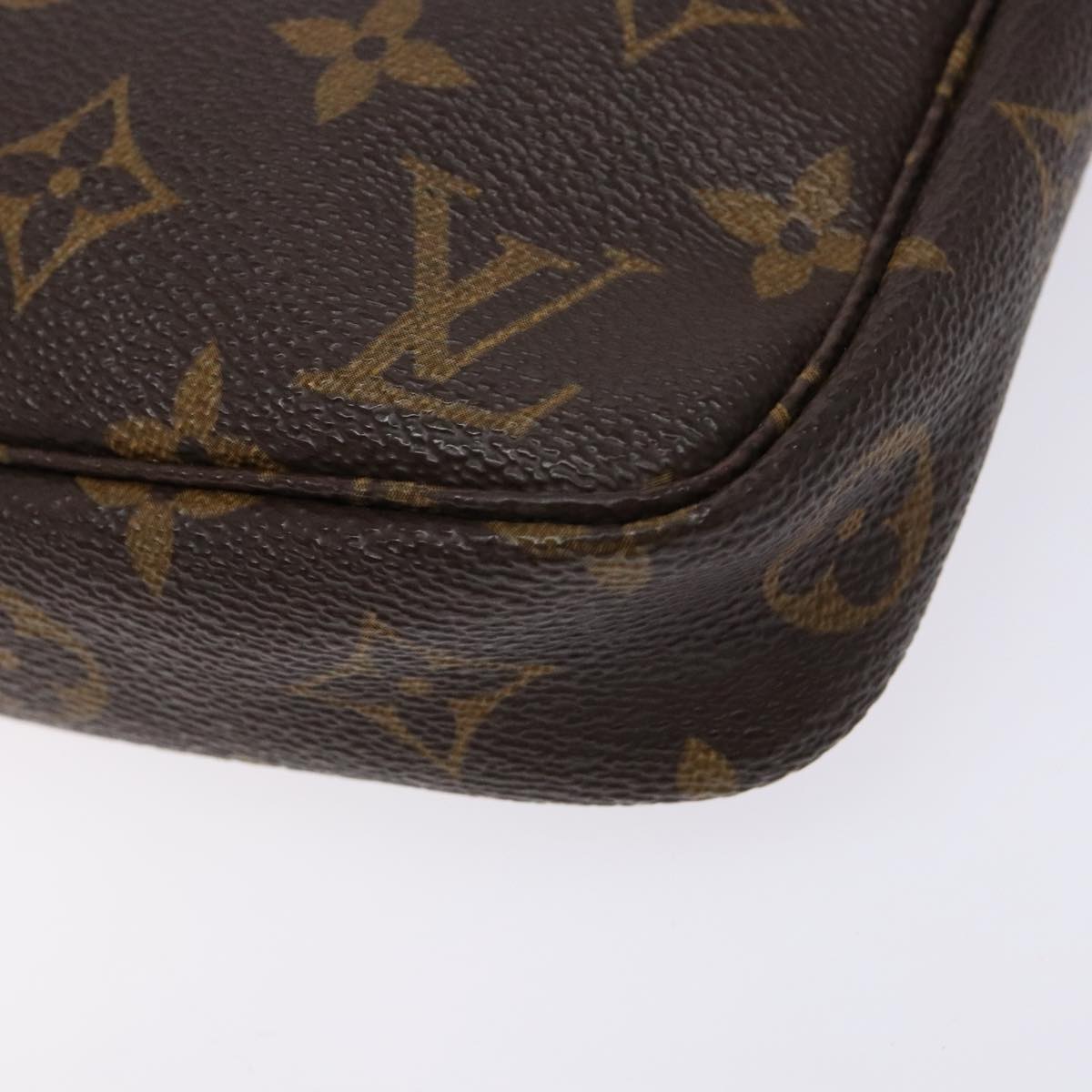 Monogram Pochette Accessoires Pouch