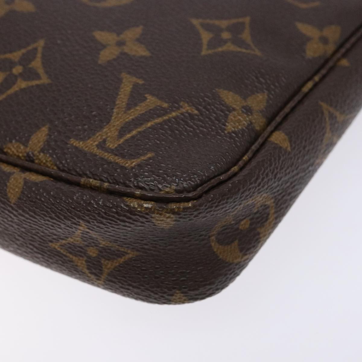 Monogram Pochette Accessoires Pouch