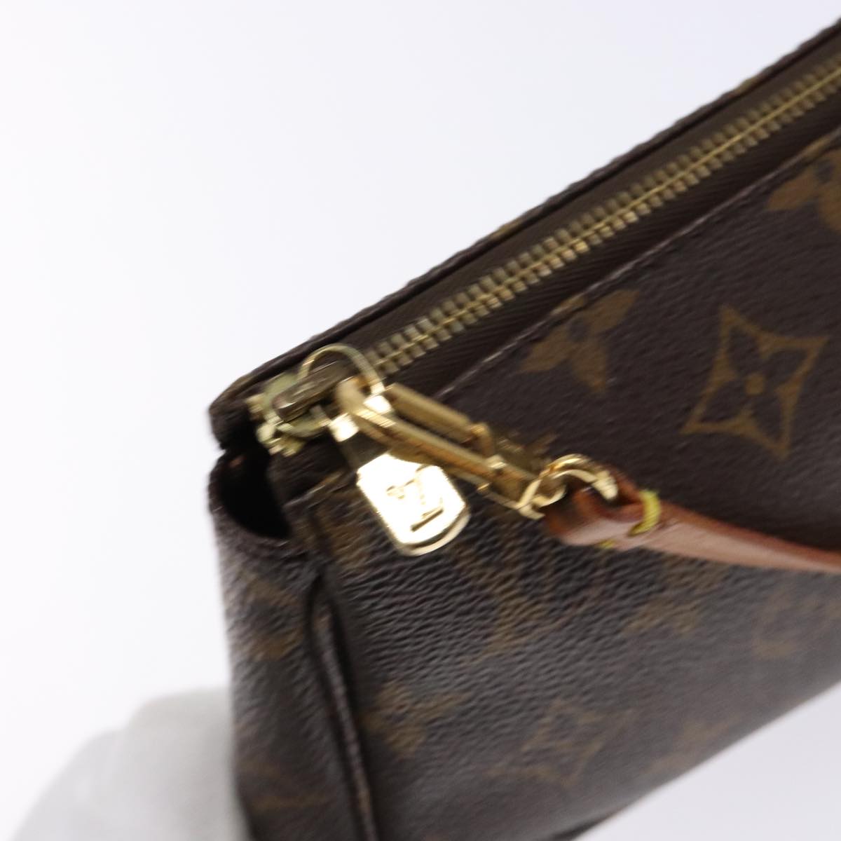 Monogram Pochette Accessoires Pouch