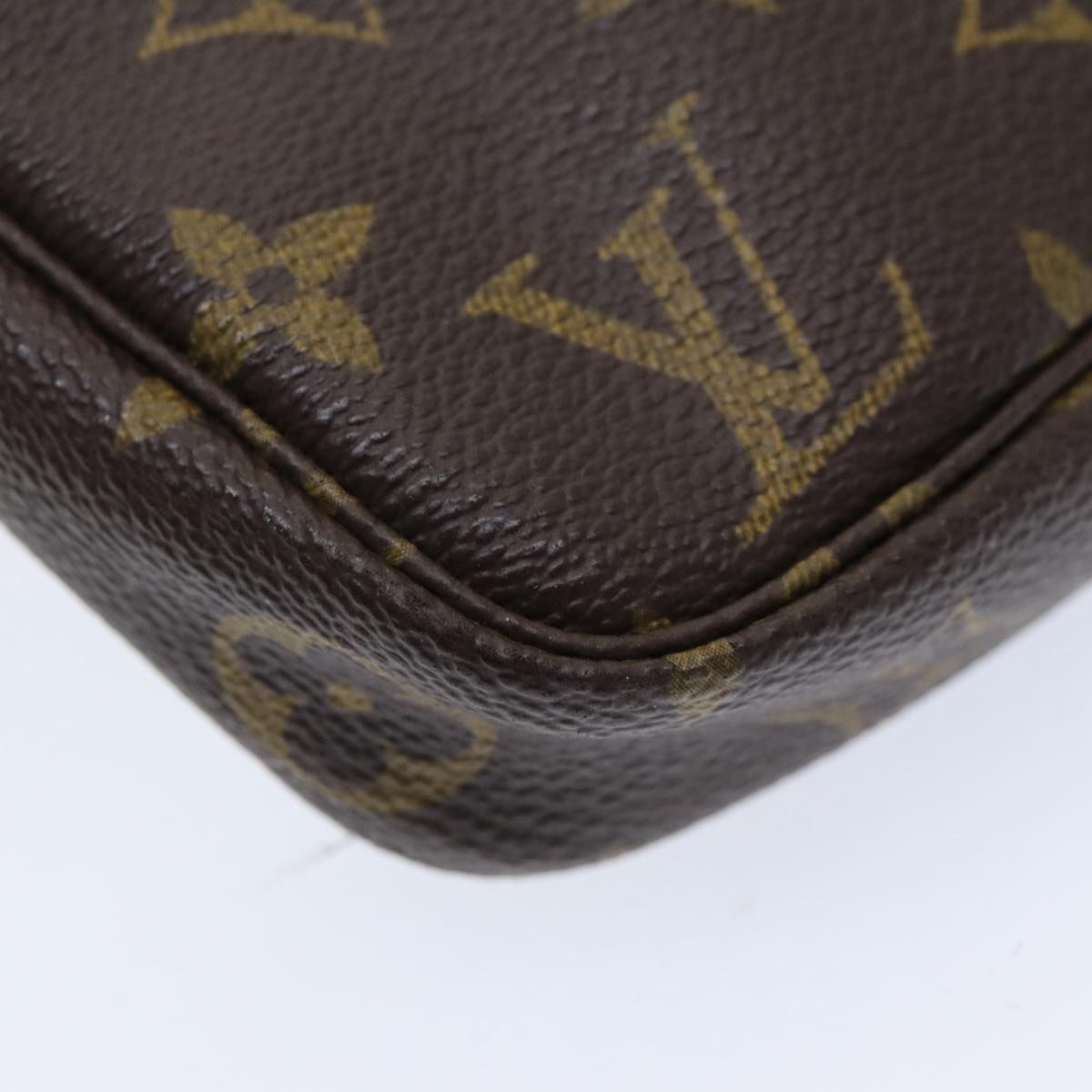 Monogram Pochette Accessoires Pouch