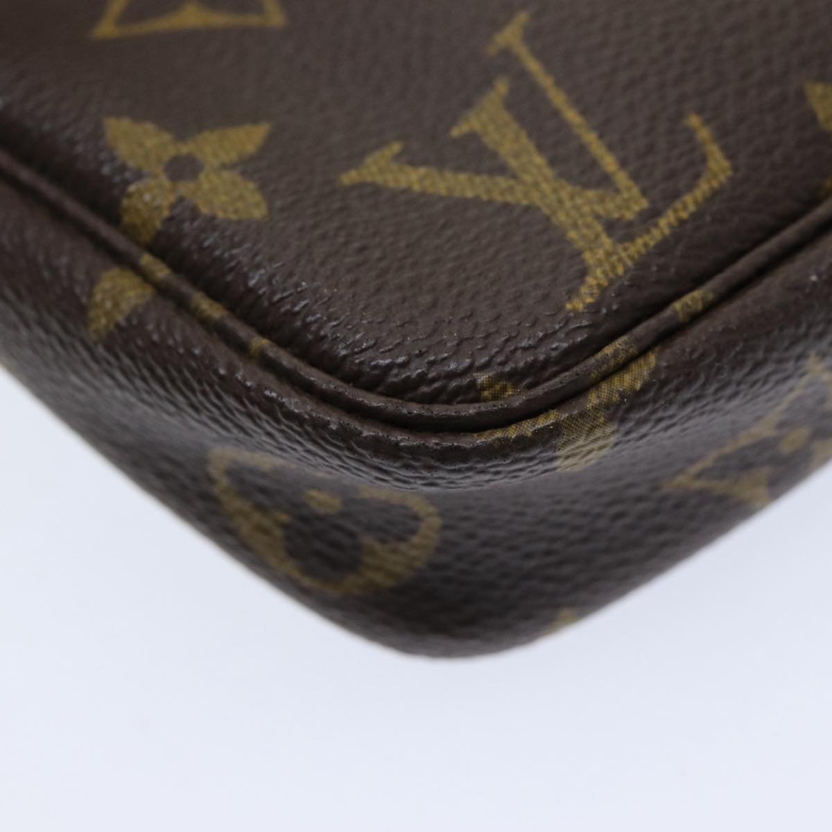 Monogram Pochette Accessoires Pouch