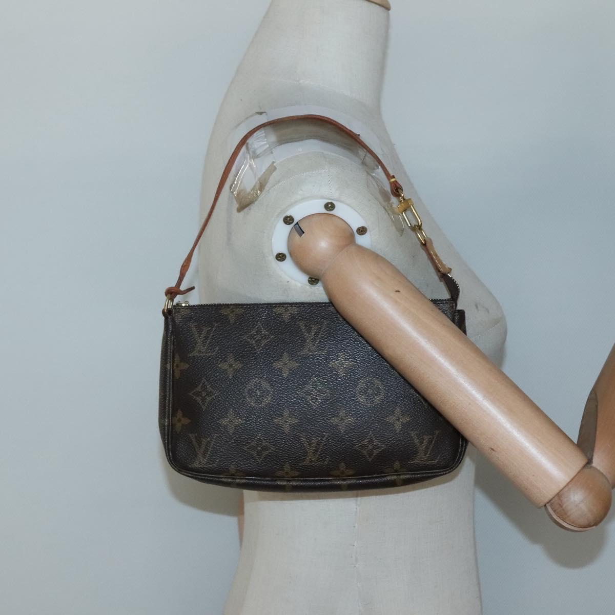Monogram Pochette Accessoires Pouch
