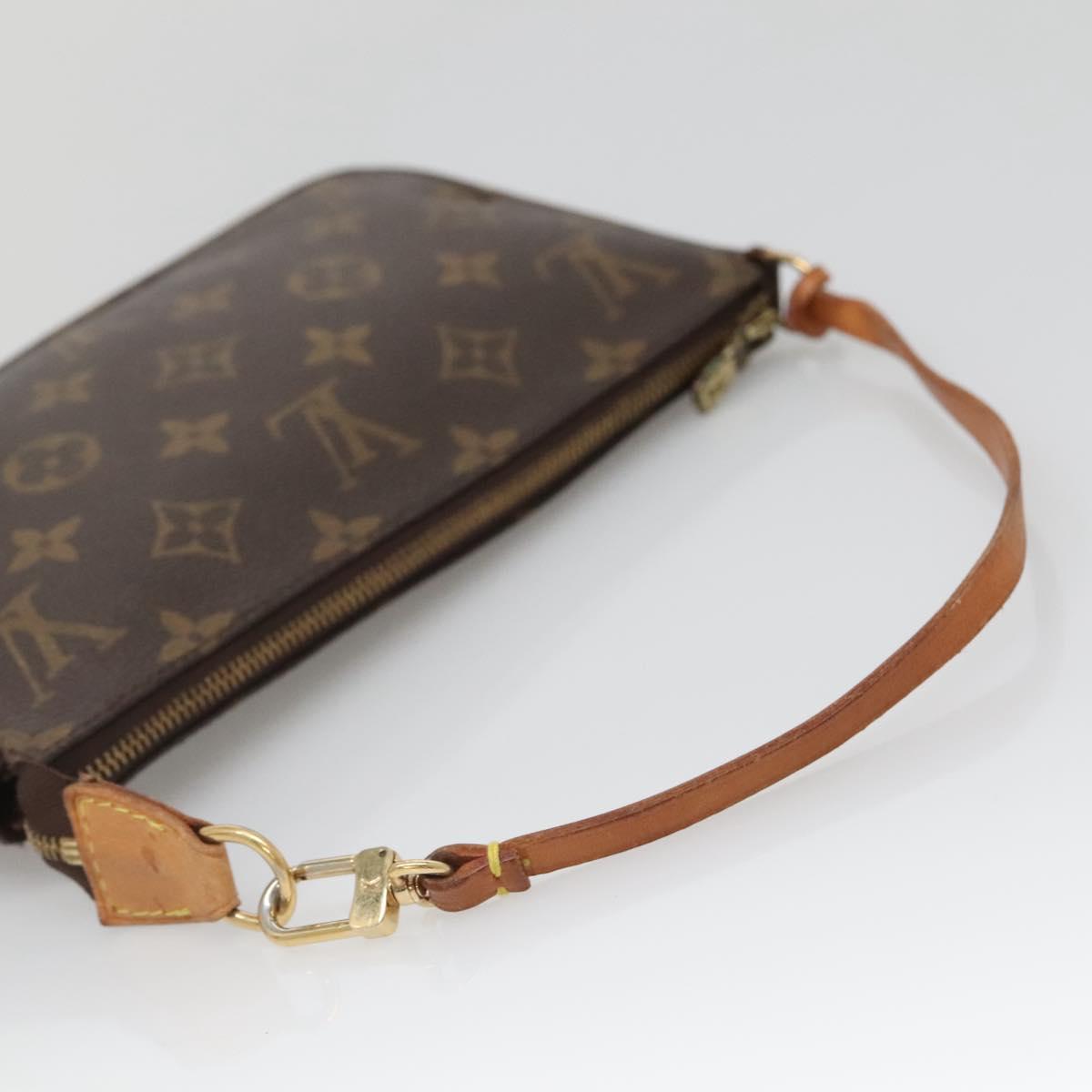 Monogram Pochette Accessoires Pouch
