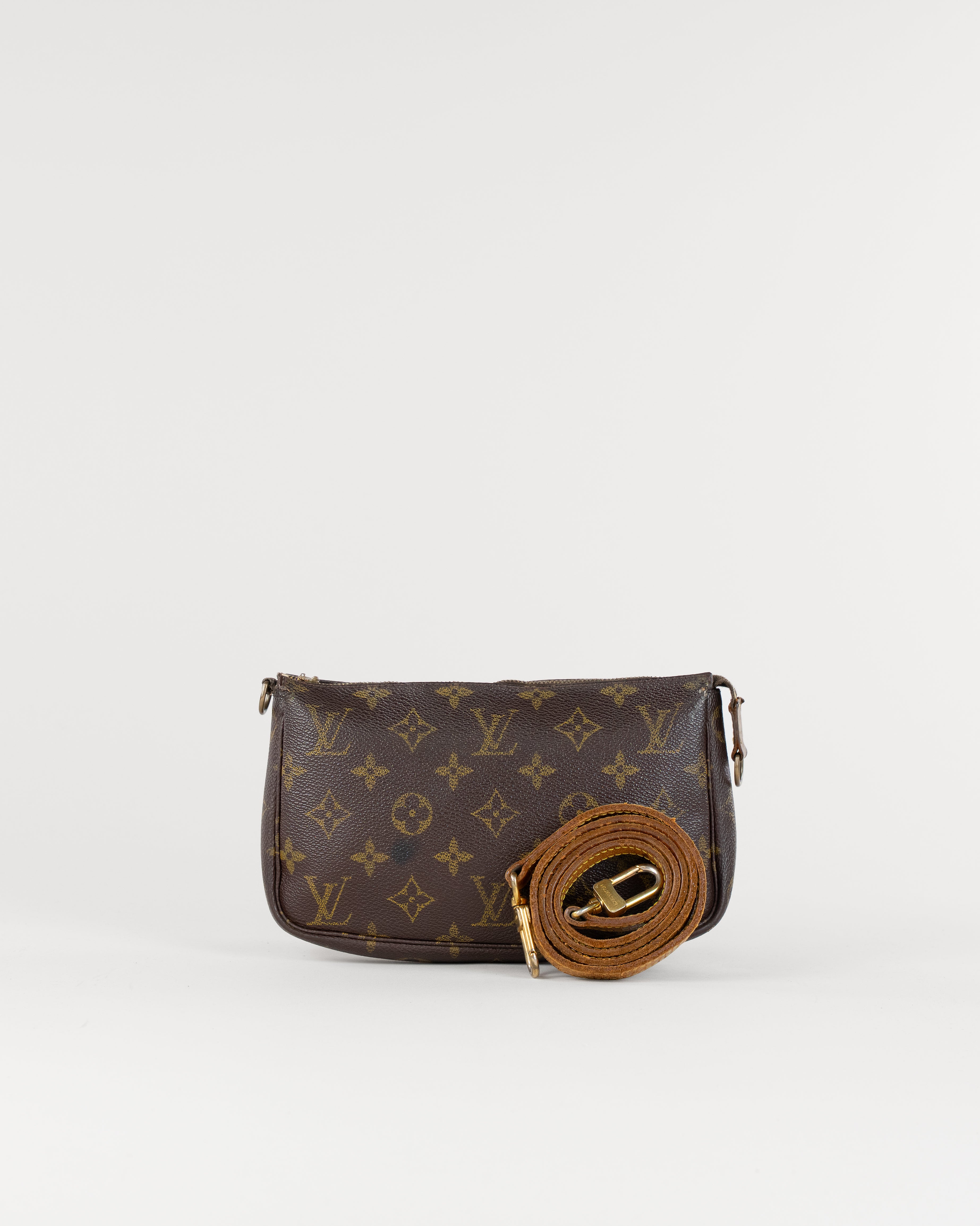 Monogram Pochette Accessoires Pouch