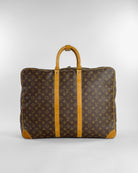 Handla Louis Vuitton Sirius 55 Suitcase Monogram online | Smidigt och enkelt på nätet - Merchsweden |