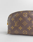 Handla Louis Vuitton Monogram Pochette PM Cosmetic Pouch online | Smidigt och enkelt på nätet - Merchsweden |