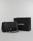 Handla Chanel Large Caviar Skin Chain Double Flap Matelasse Shoulder Bag Black online | Smidigt och enkelt på nätet - Merchsweden |