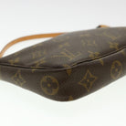 Handla Louis Vuitton Monogram Pochette Accessoires Pouch online | Smidigt och enkelt på nätet - Merchsweden |