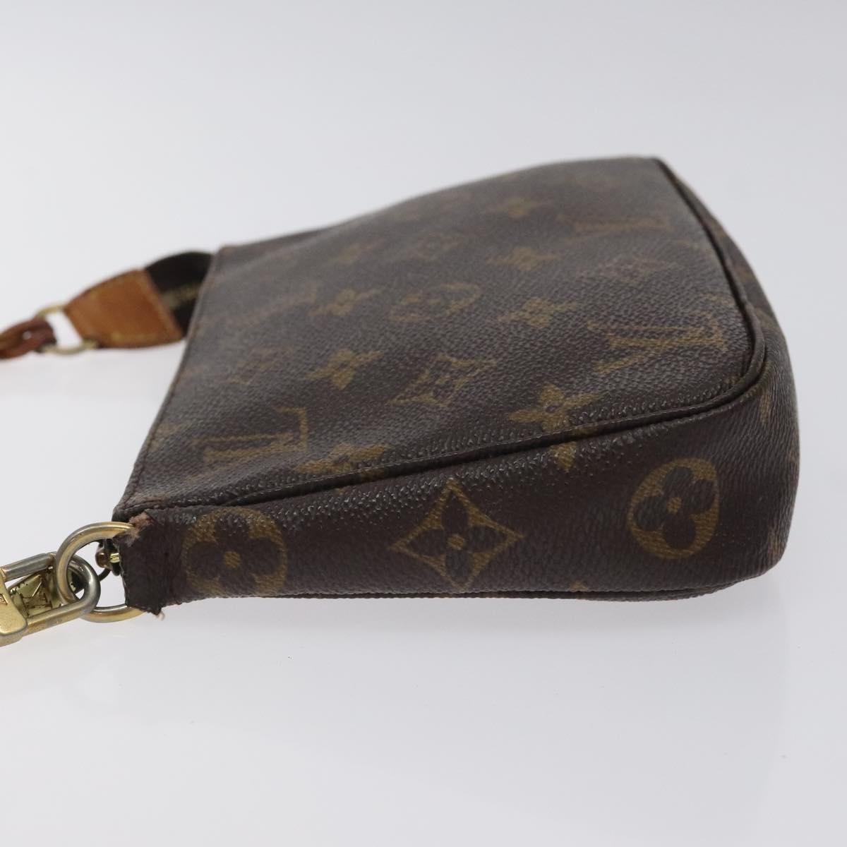 Monogram Pochette Accessoires Pouch