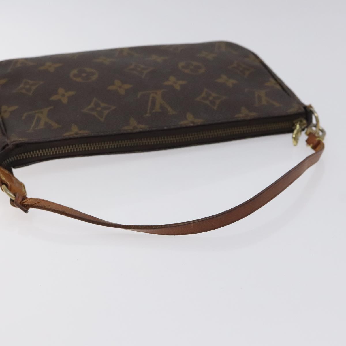 Monogram Pochette Accessoires Pouch