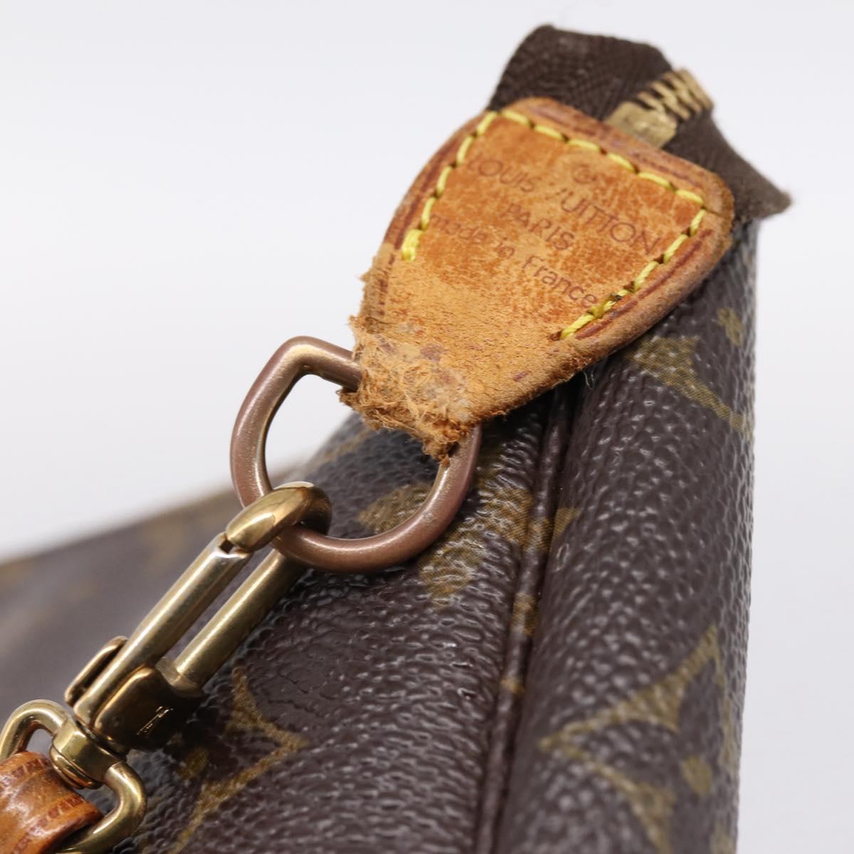 Monogram Pochette Accessoires Pouch