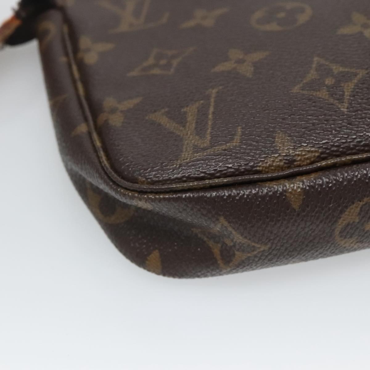 Monogram Pochette Accessoires Pouch