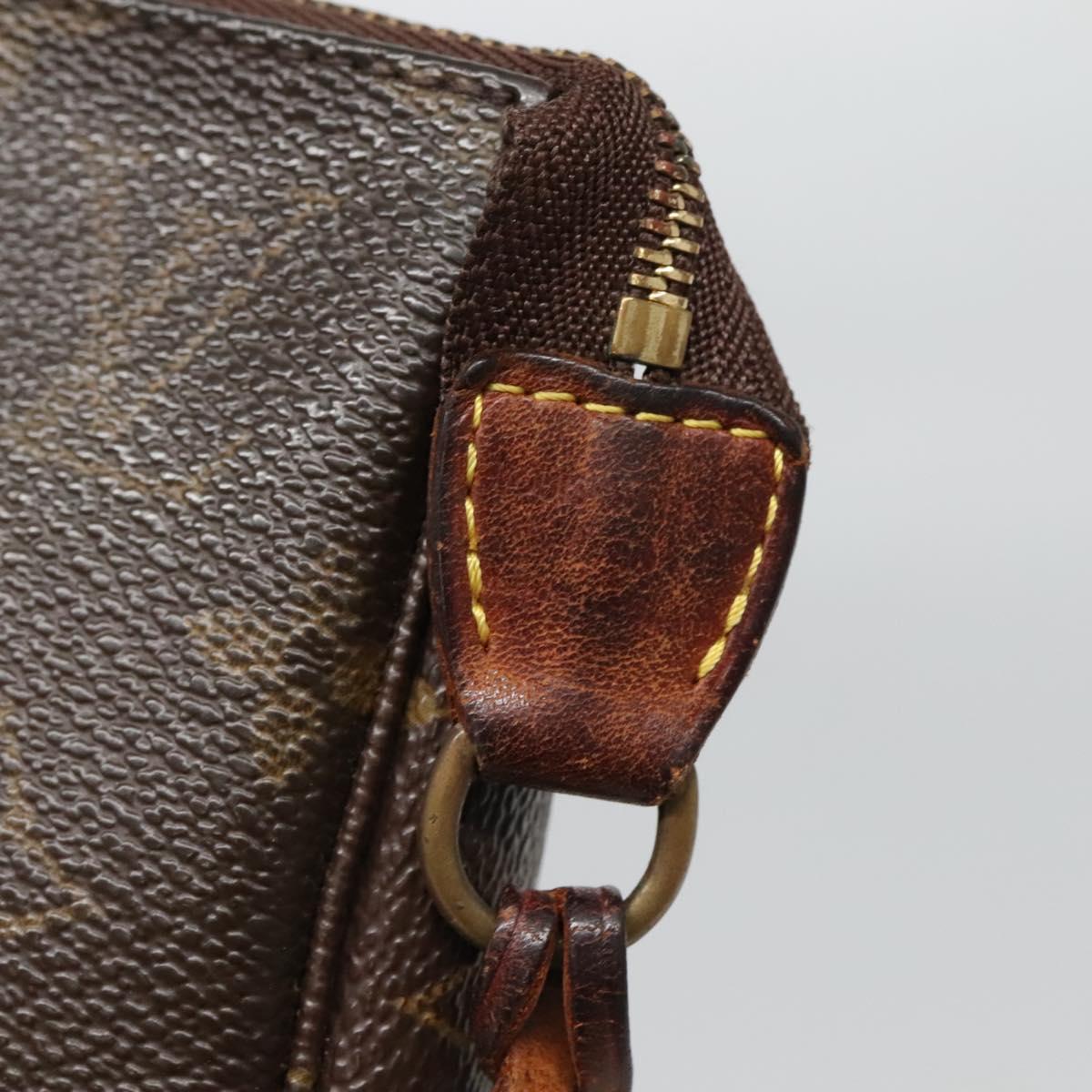 Monogram Pochette Accessoires Pouch