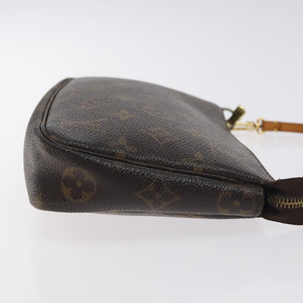 Monogram Pochette Accessoires Pouch