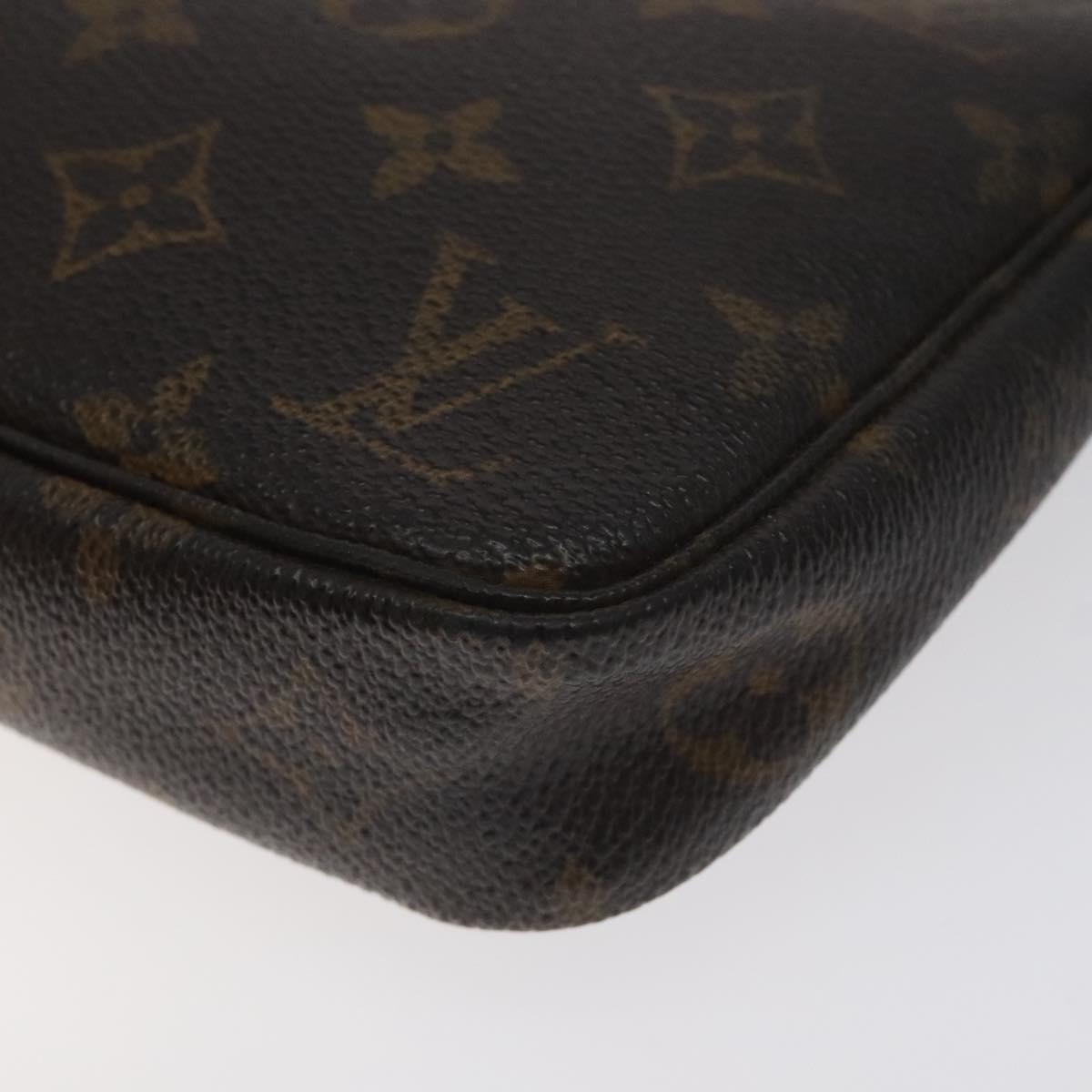 Monogram Pochette Accessoires Pouch