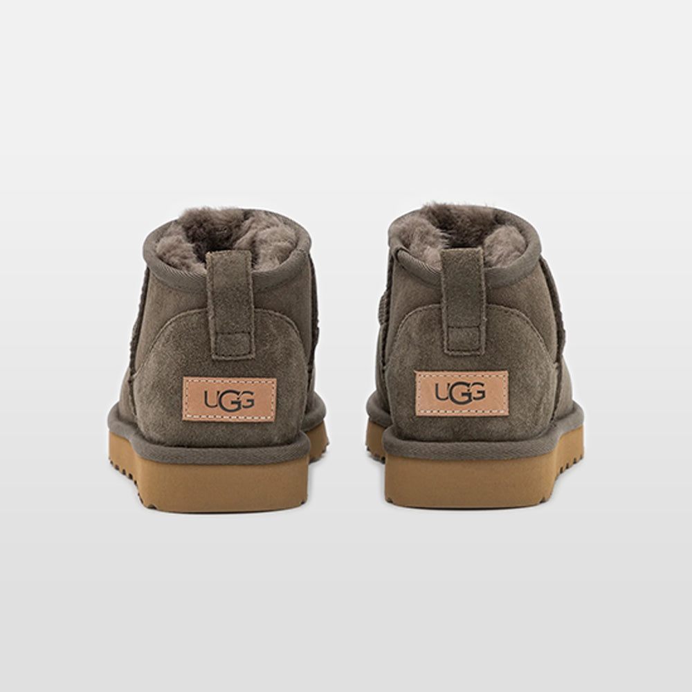 Handla UGG Classic Ultra Mini "Slate" online | Smidigt och enkelt på nätet - Merchsweden |